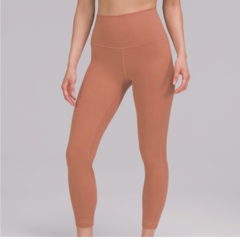 Lululemon Wunder Train High Rise 25 in.